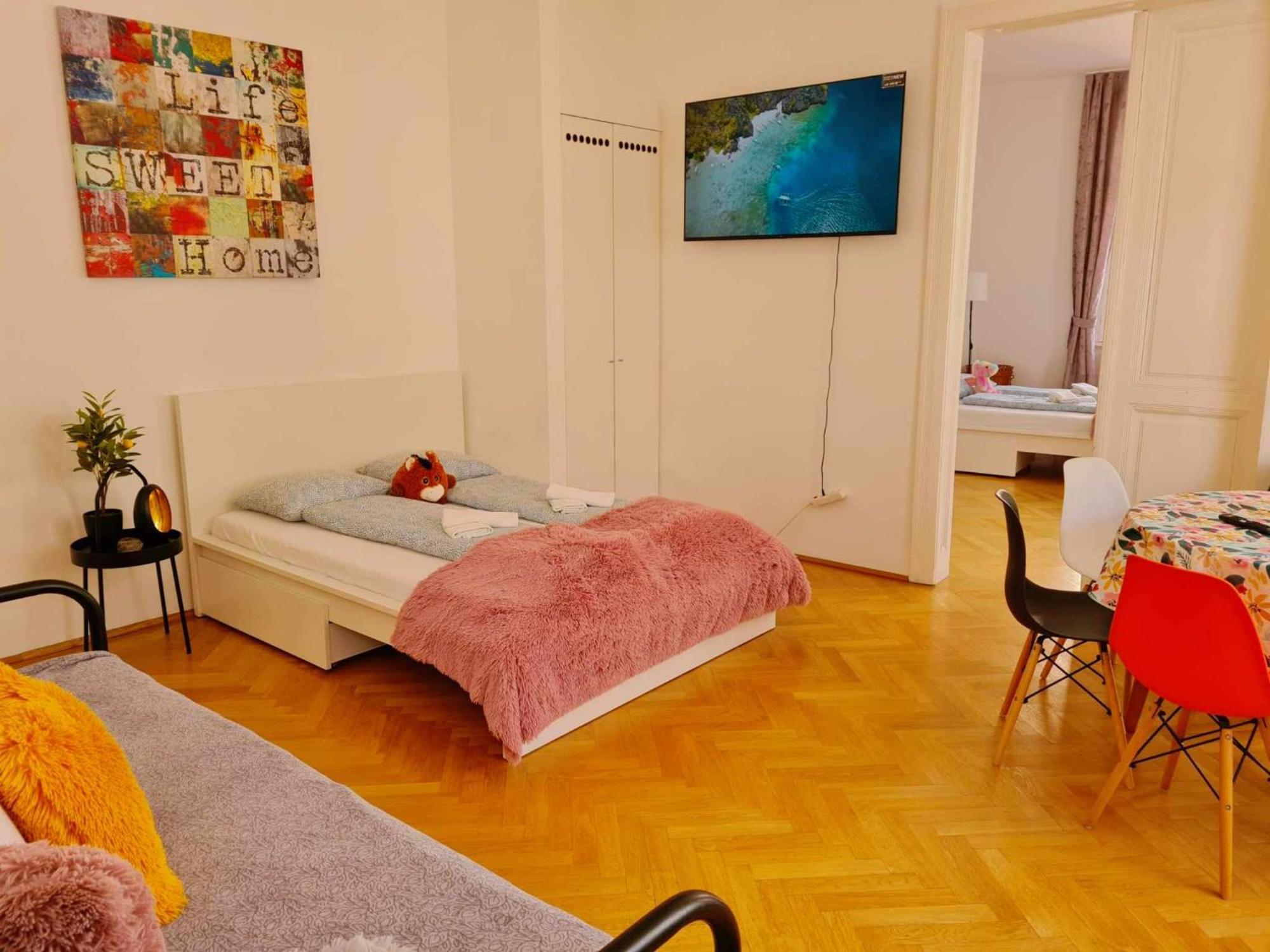 Central And Round 3 Minutes To City Shopping Center And Schoenbrunn Palace Viena Exterior foto